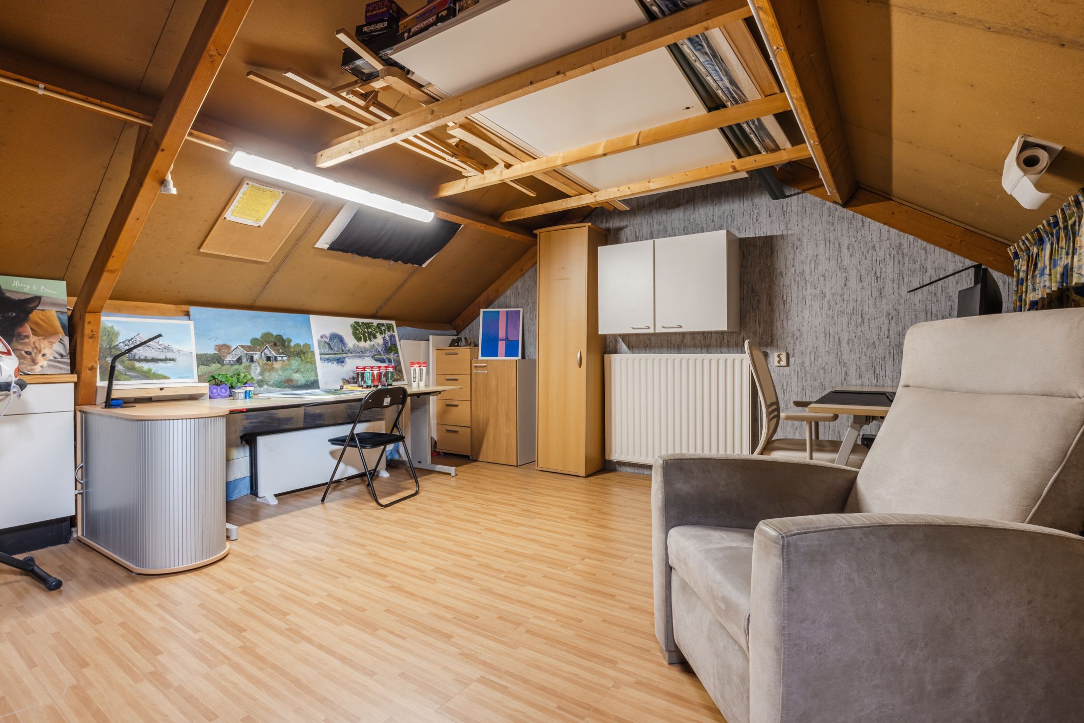 Photo 24 of Komeet 23