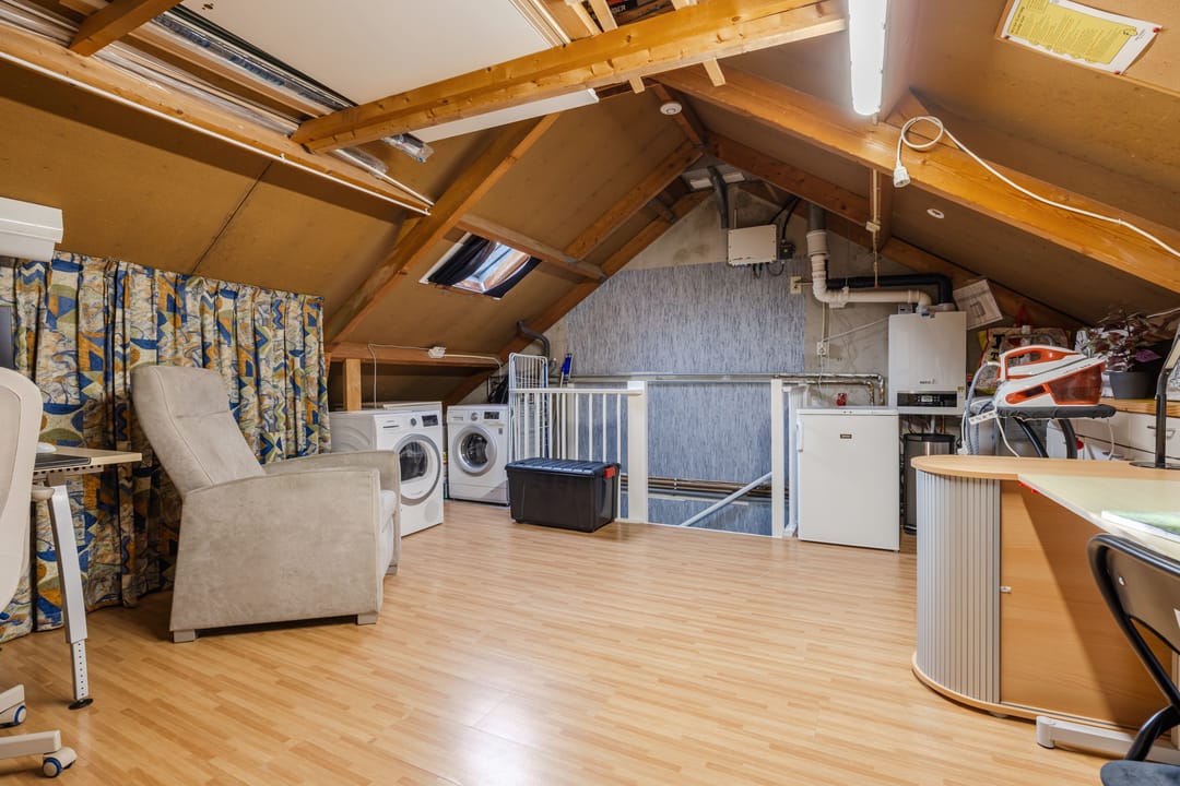 Photo 26 of Komeet 23