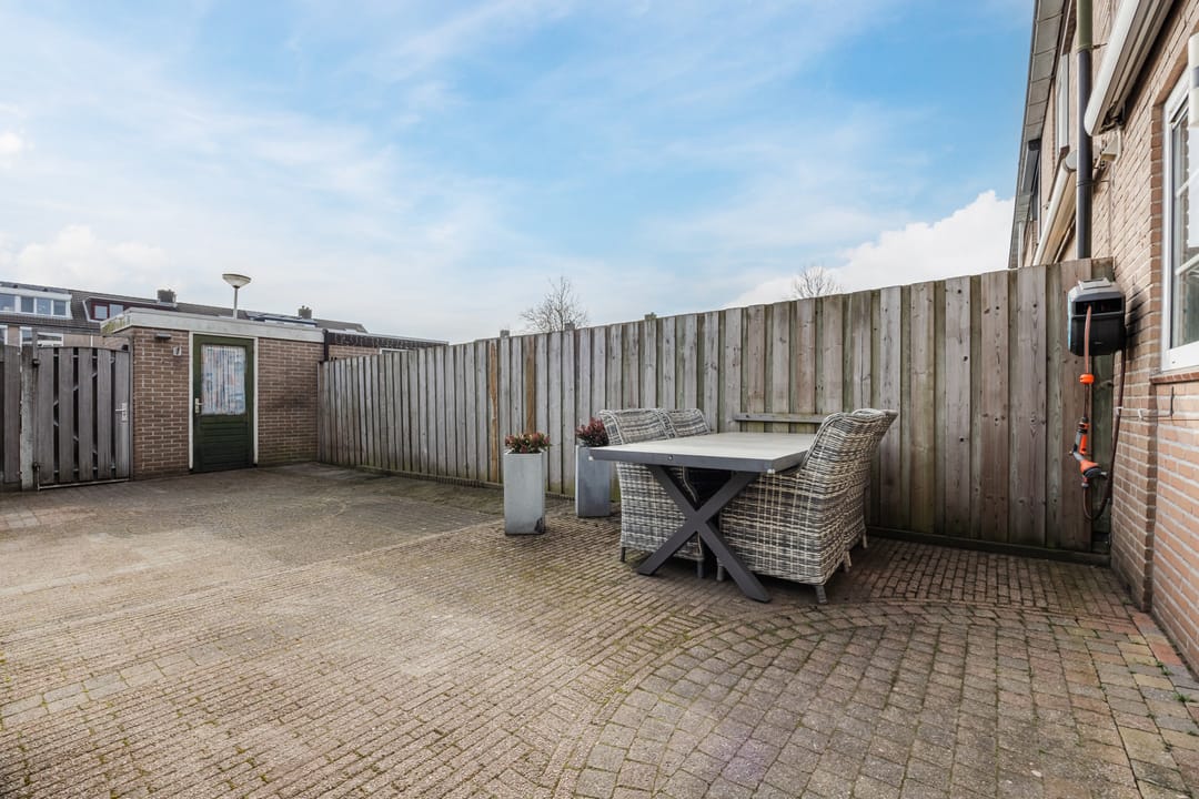 Photo 28 of Komeet 23