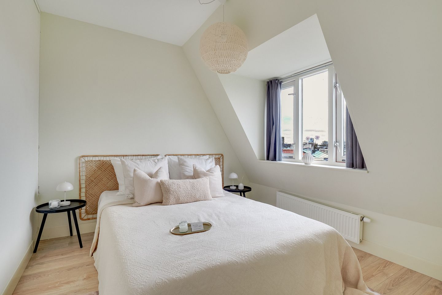 Top floor apartment with city views in Utrecht Vogelenbuurt — 21