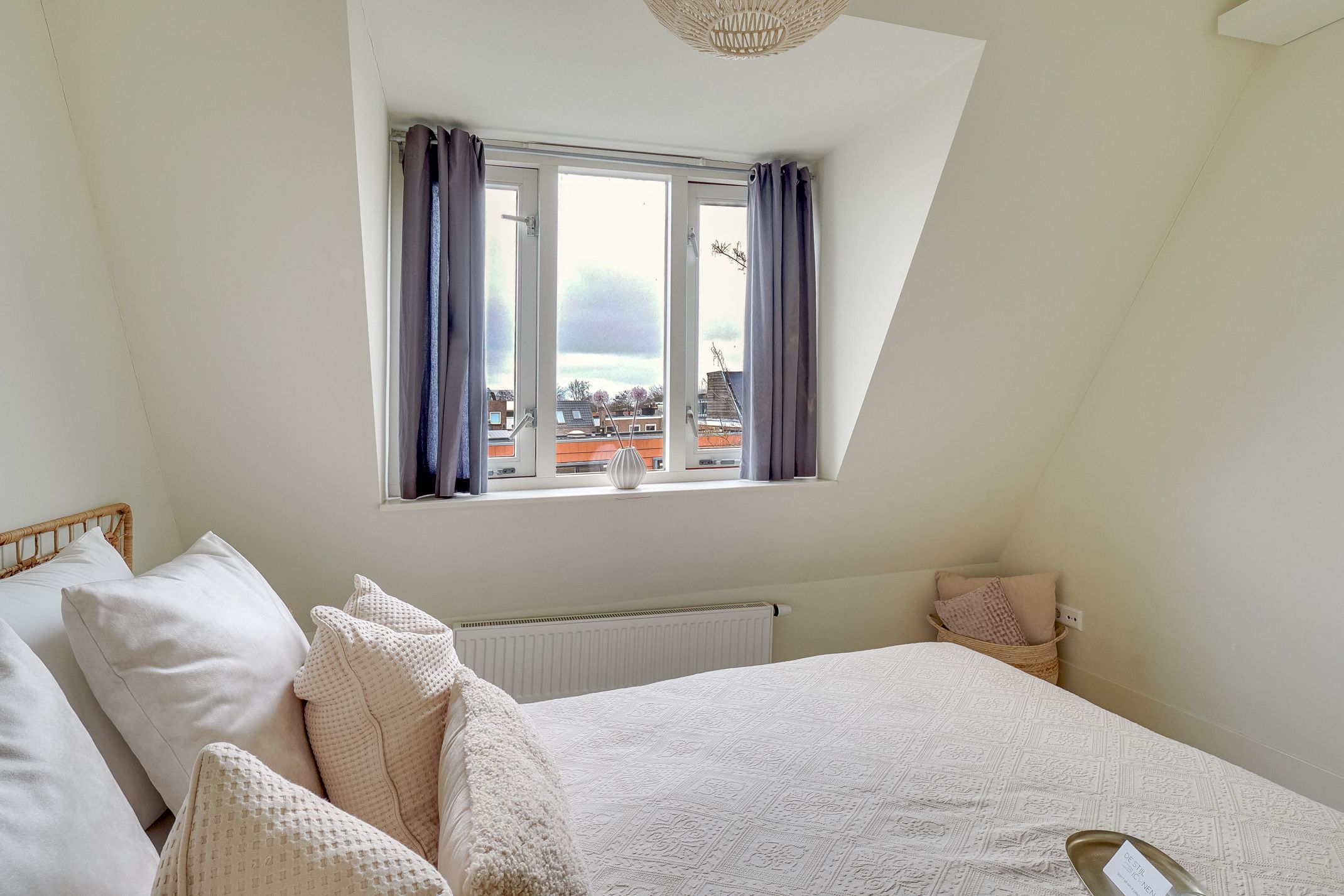 Top floor apartment with city views in Utrecht Vogelenbuurt — 22
