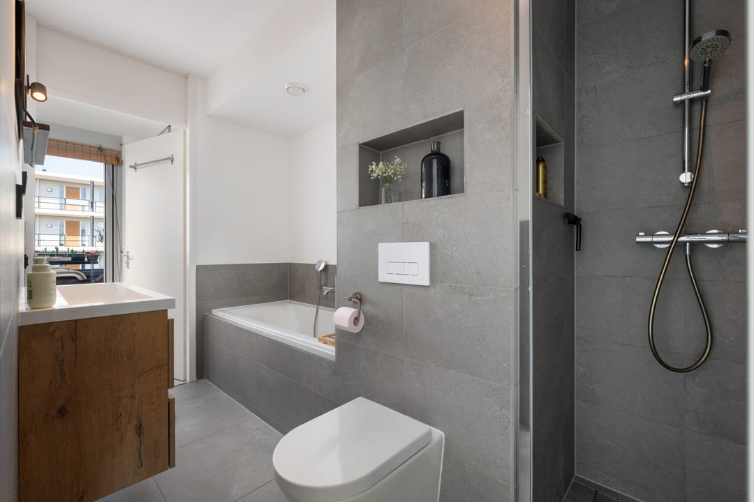 Photo 28 of Noordeinde 19