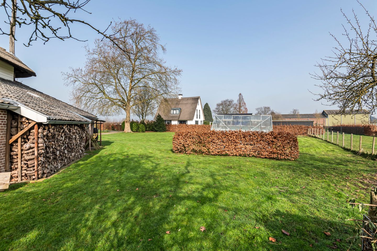 Statige T-boerderij op een royaal perceel van bijna 3.000 m² — 13