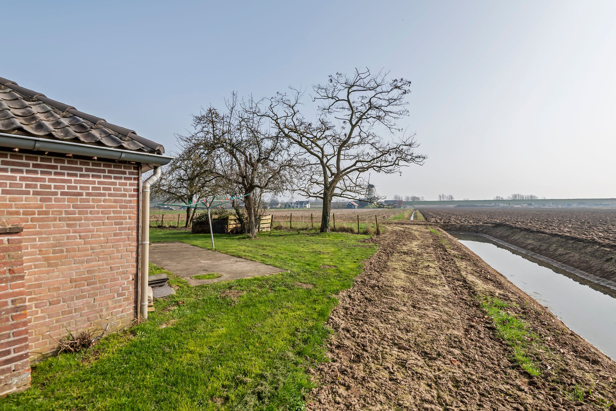 Statige T-boerderij op een royaal perceel van bijna 3.000 m² — 17