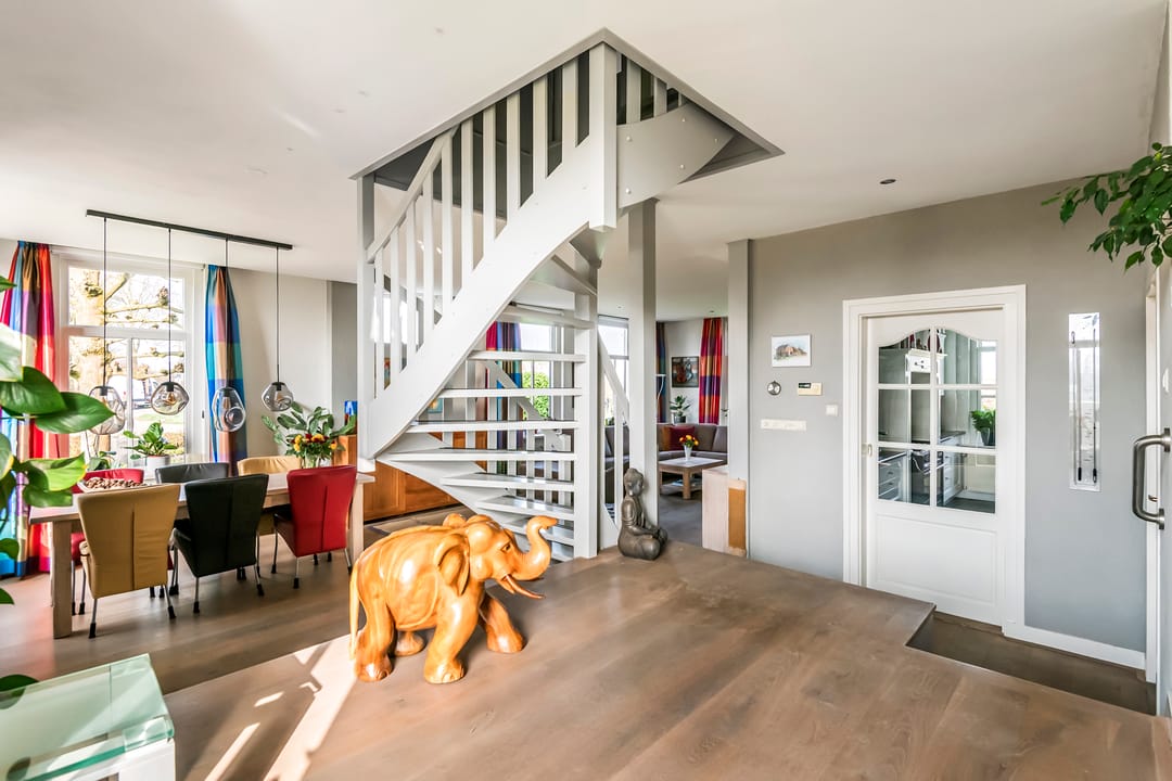 Statige T-boerderij op een royaal perceel van bijna 3.000 m² — 25
