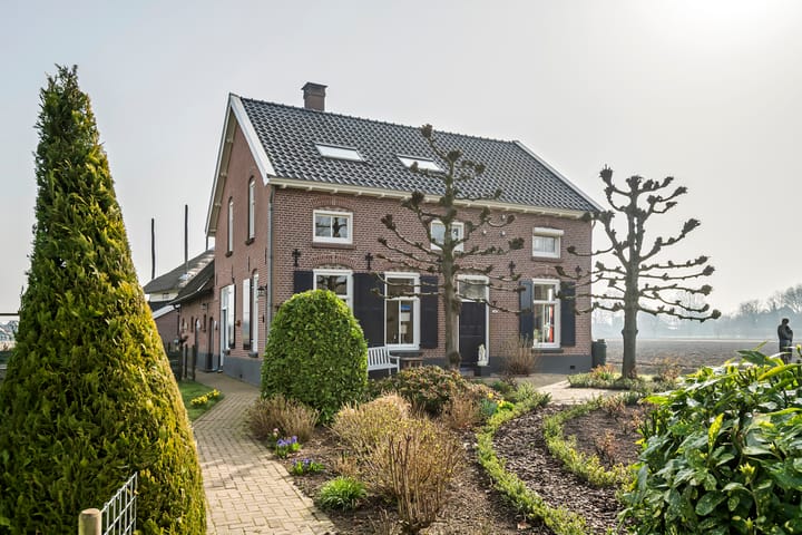 Photo 2 of Achterstraat 24