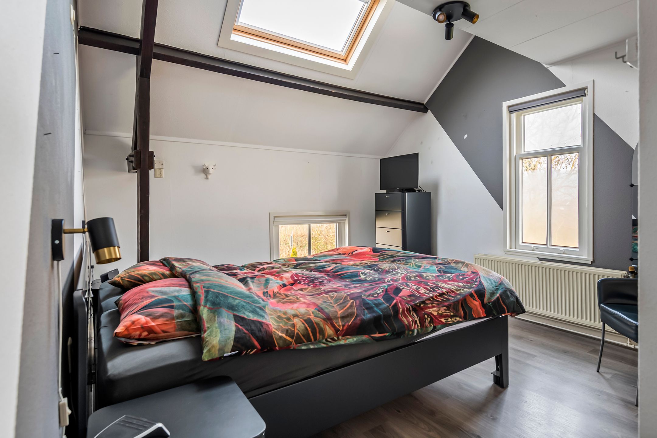 Statige T-boerderij op een royaal perceel van bijna 3.000 m² — 52