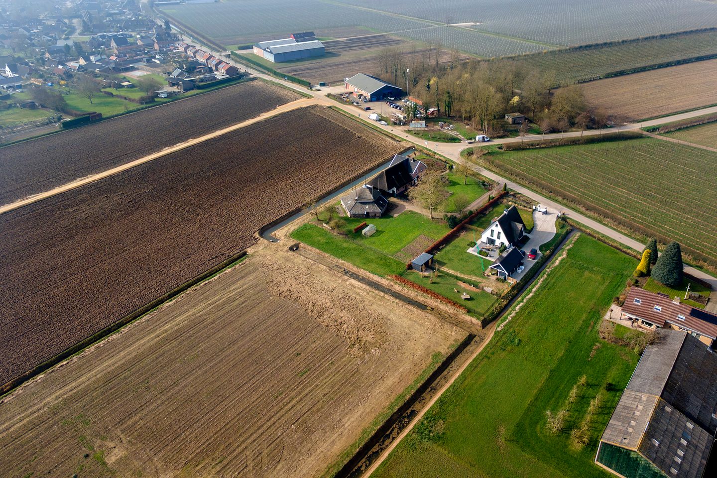 Statige T-boerderij op een royaal perceel van bijna 3.000 m² — 70