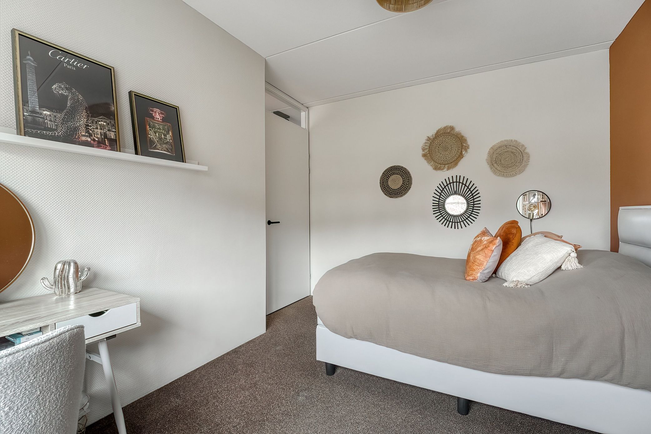 Spacious family home with 5 bedrooms and Energy Label A in popular Katwijk Zanderij — 24