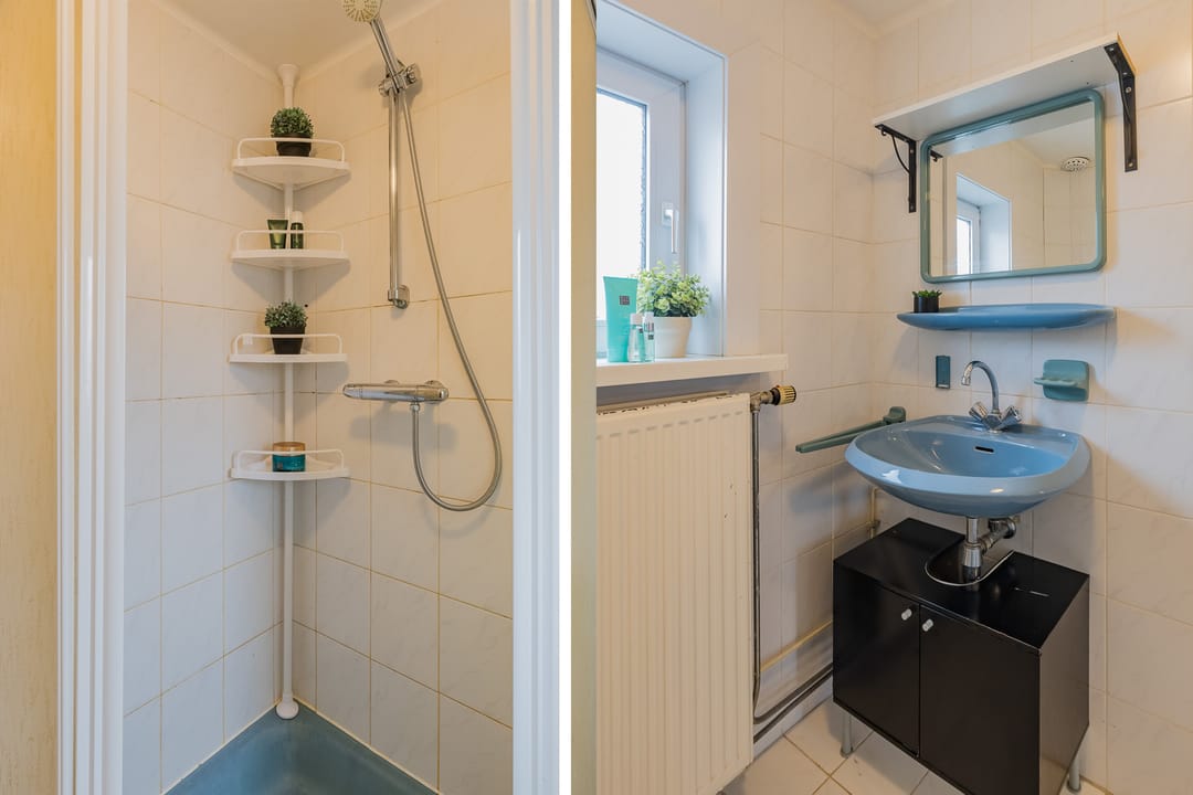 Spacious Family Home with Sunny Garden in IJmuiden — 41