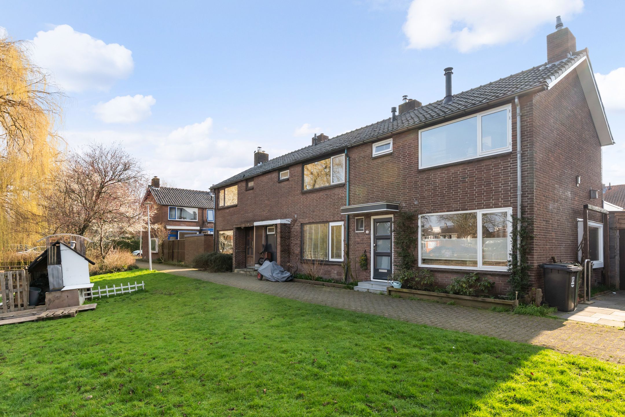 Buying a house in The Netherlands., Madelieven 2