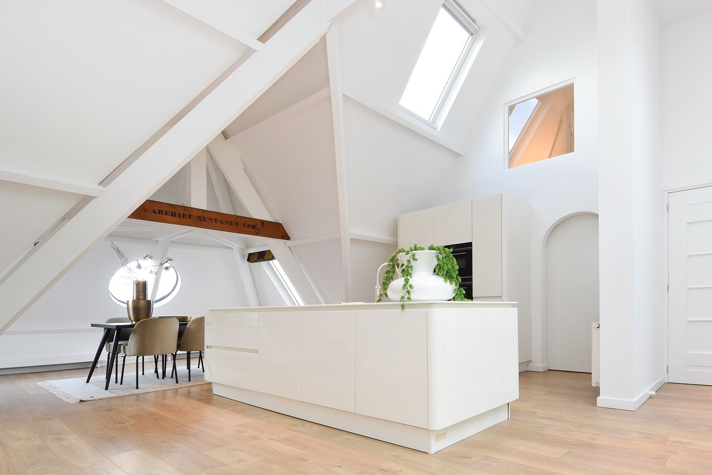 Photo 35 of R. J. Schimmelpennincklaan 19