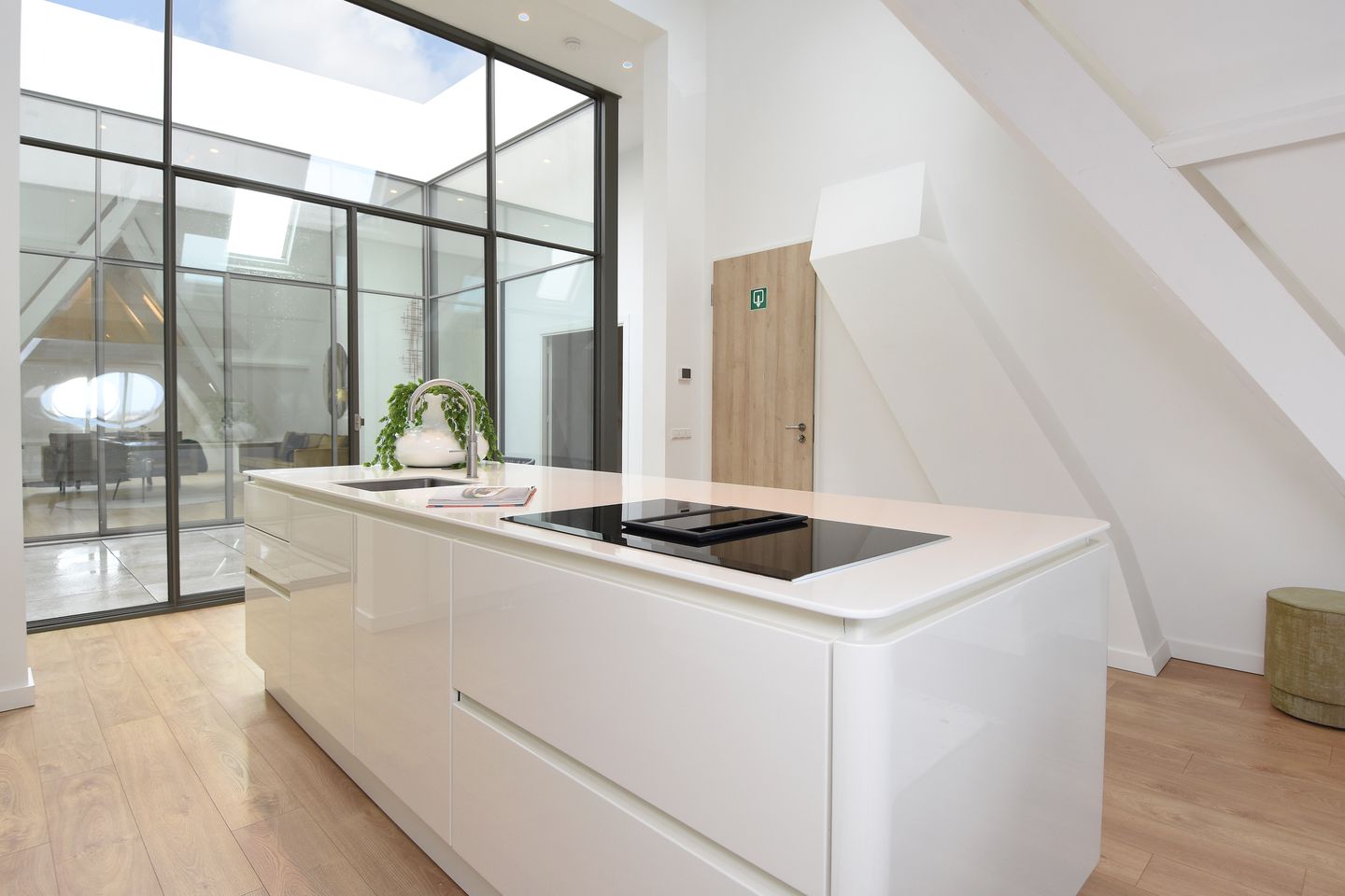 Photo 50 of R. J. Schimmelpennincklaan 19