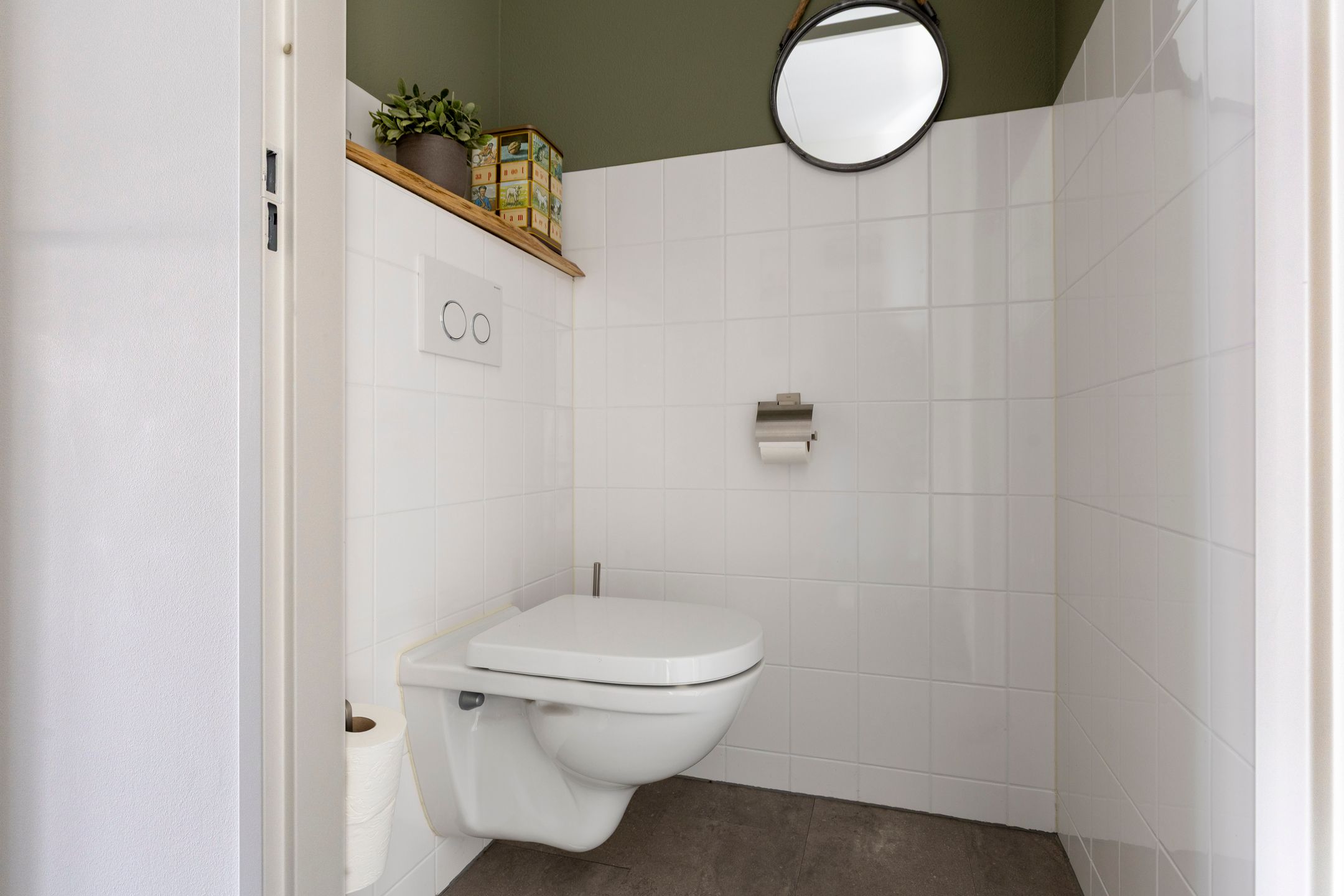 Photo 6 of Den Oven 10-A