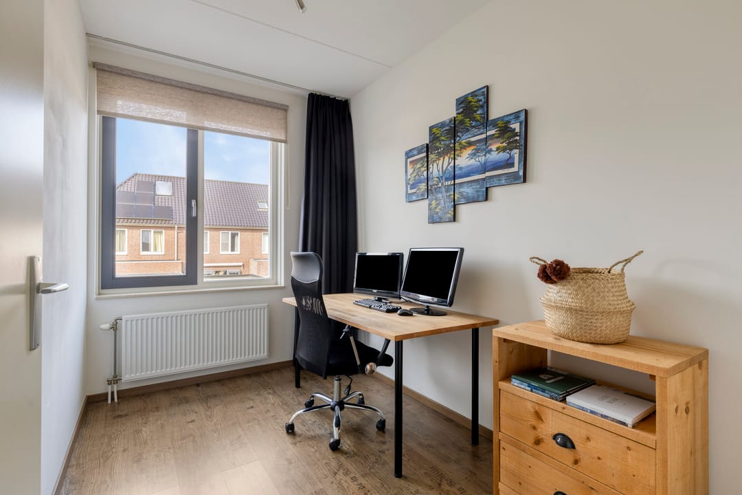 Photo 16 of Den Oven 10-A