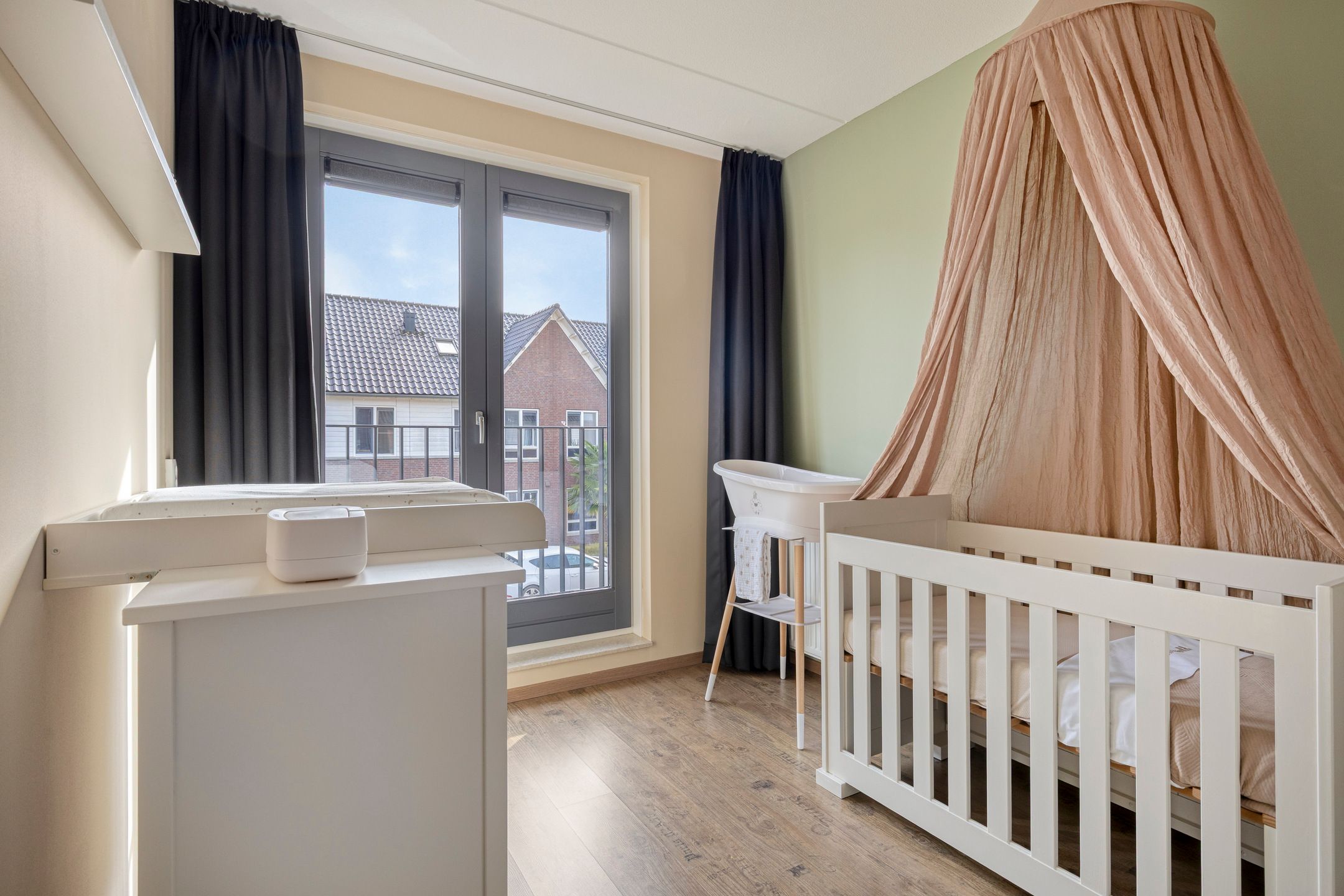 Photo 21 of Den Oven 10-A