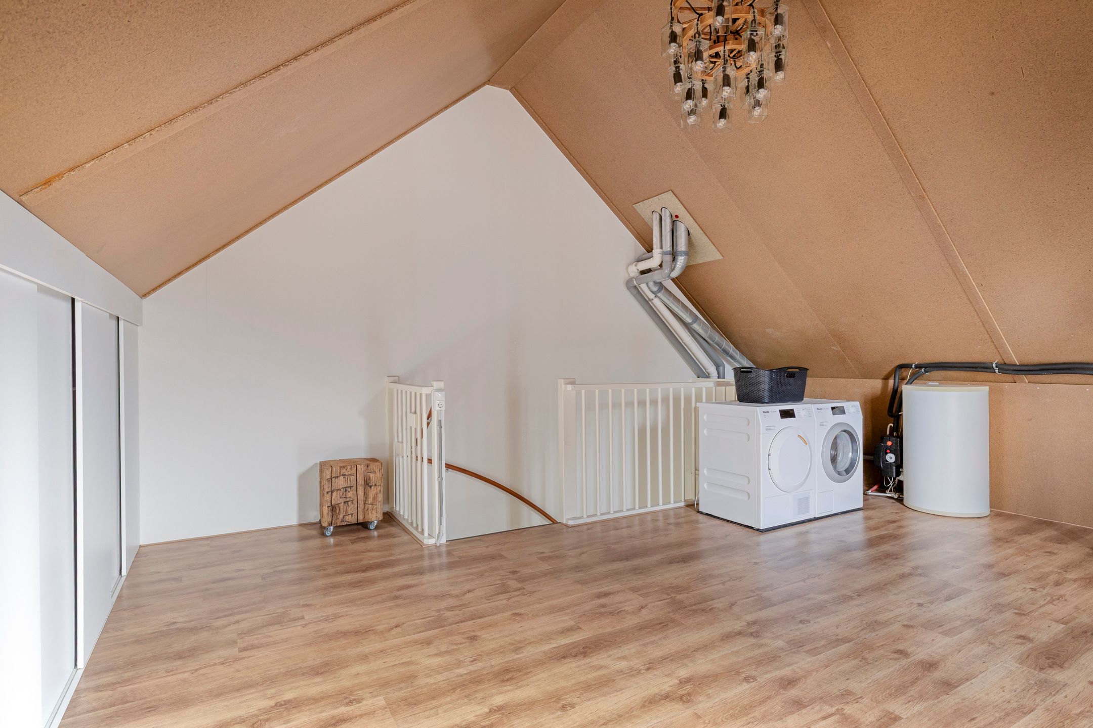 Photo 24 of Den Oven 10-A