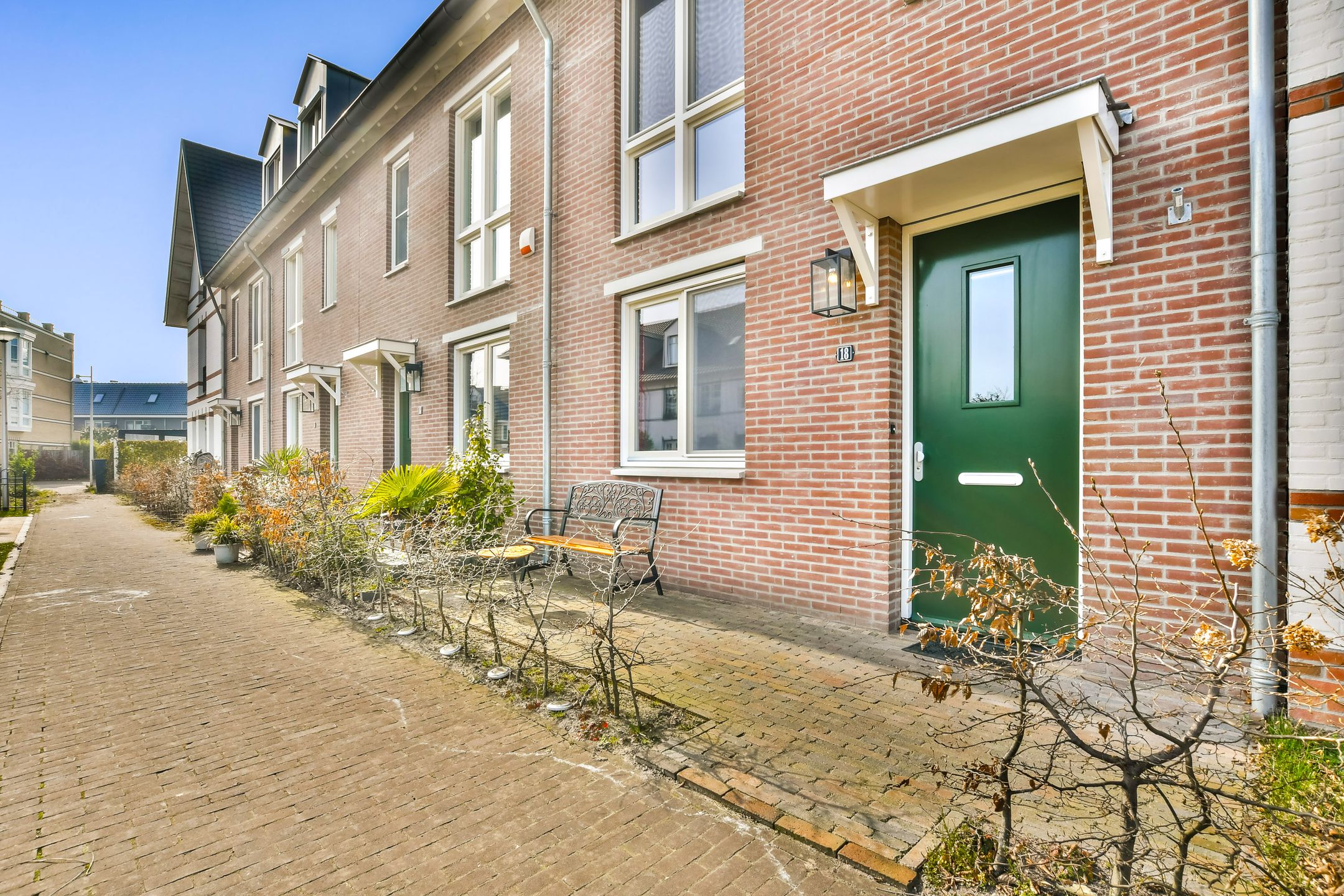 Photo 30 of Fort Uithoornstraat 18