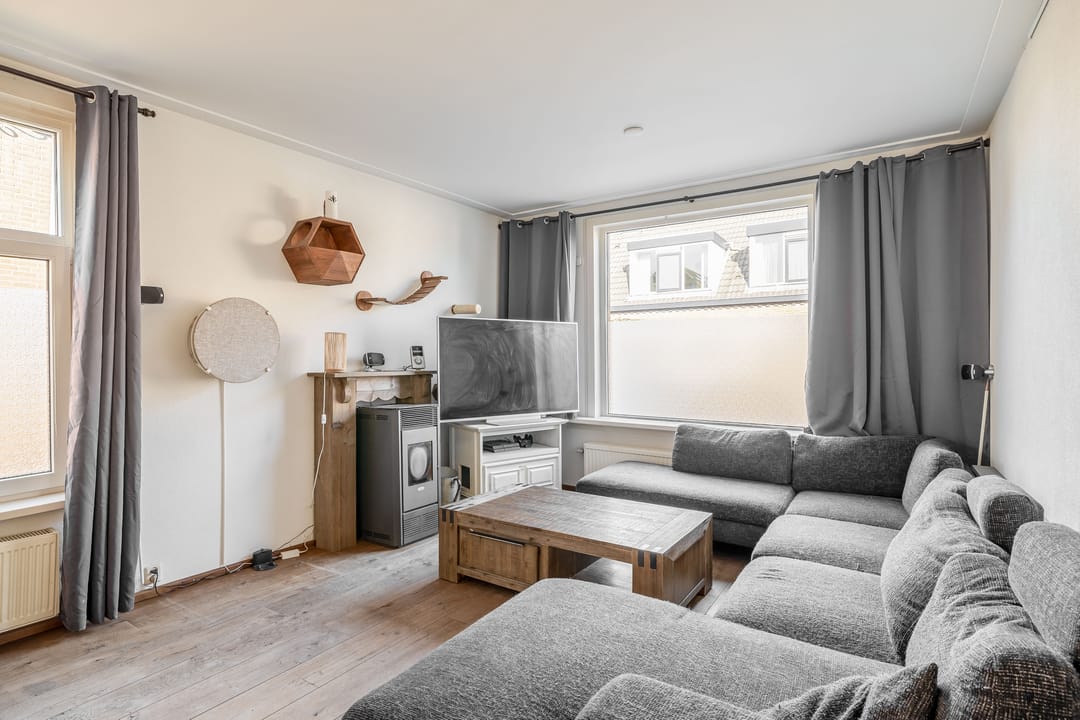 Photo 8 of Flierstraat 83