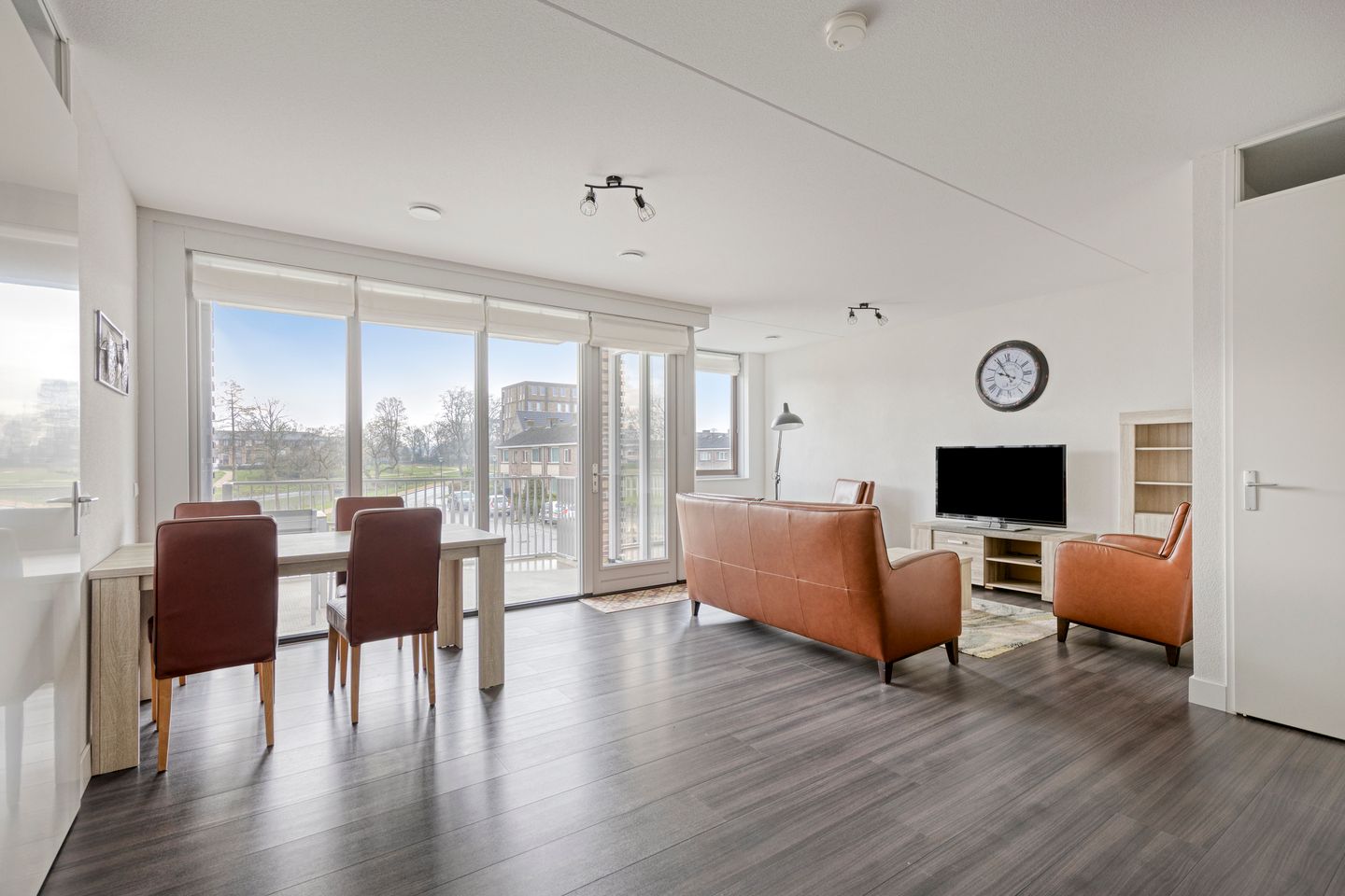 Foto 25 van Waterleliestraat 42