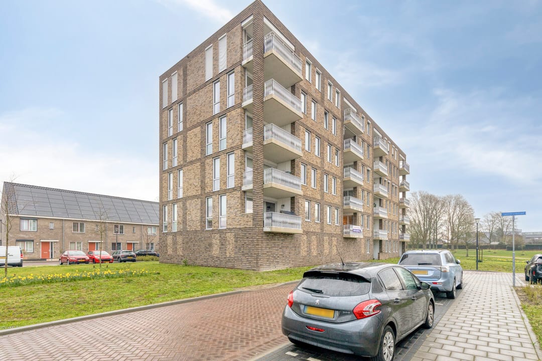 Foto 41 van Waterleliestraat 42