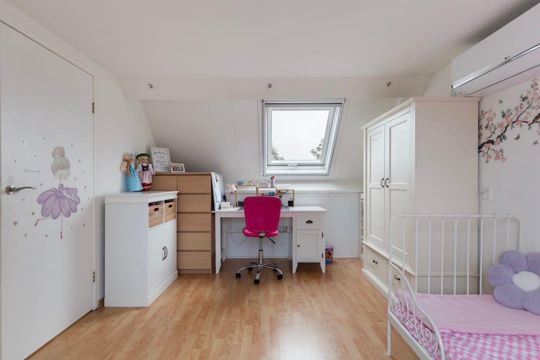 Photo 23 of Koningin Beatrixstraat 4