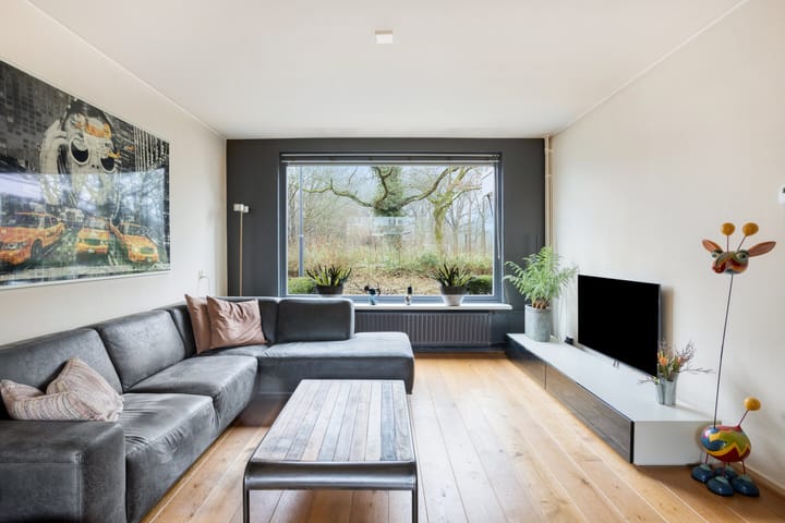 Photo 2 of Van Leeuwenhoeklaan 94