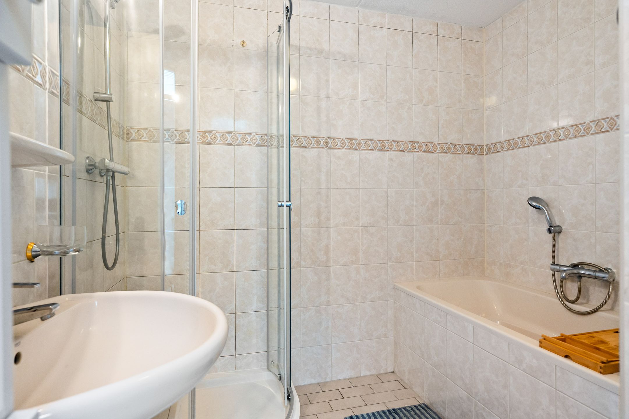 Photo 24 of Hondiusstraat 8