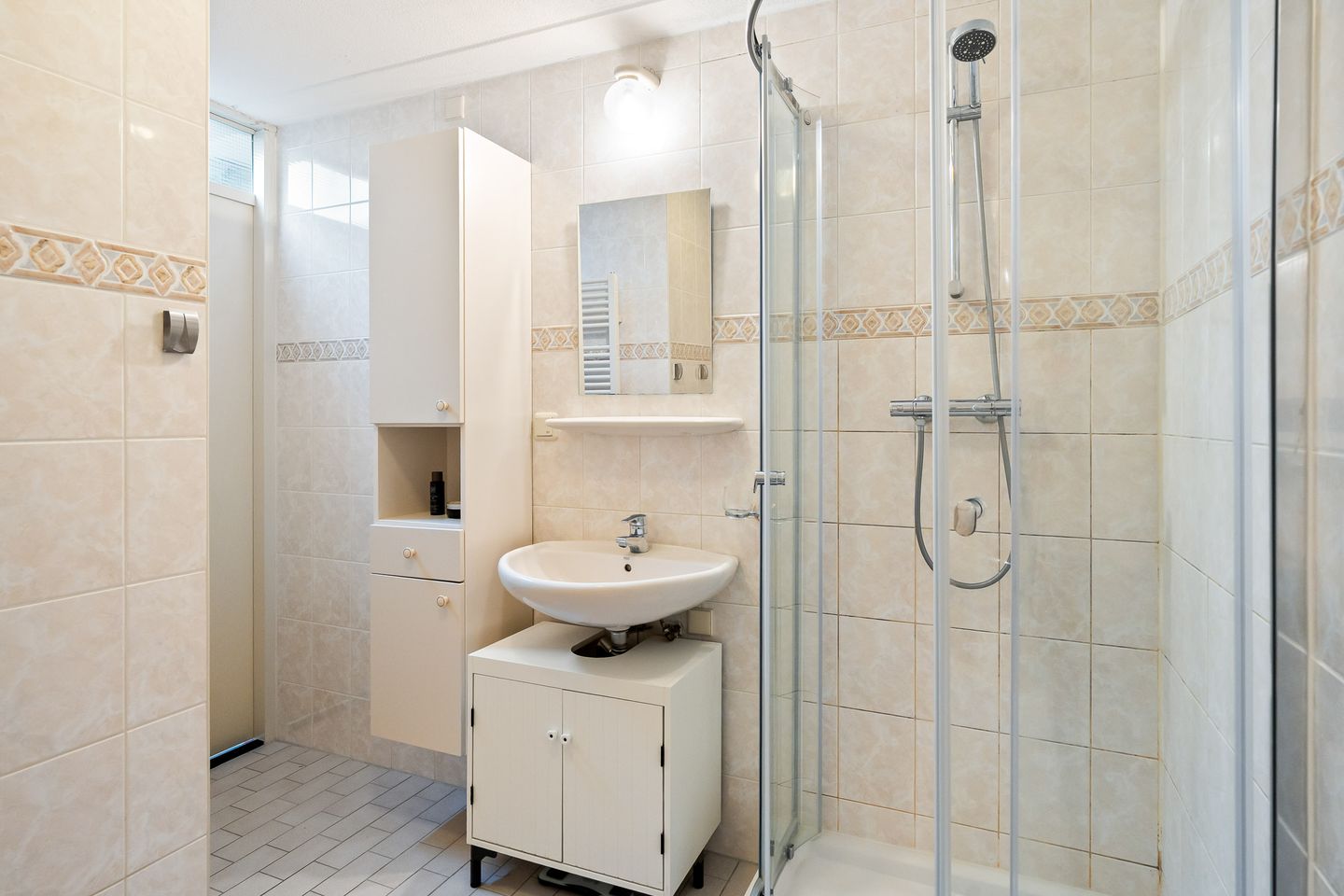 Photo 25 of Hondiusstraat 8