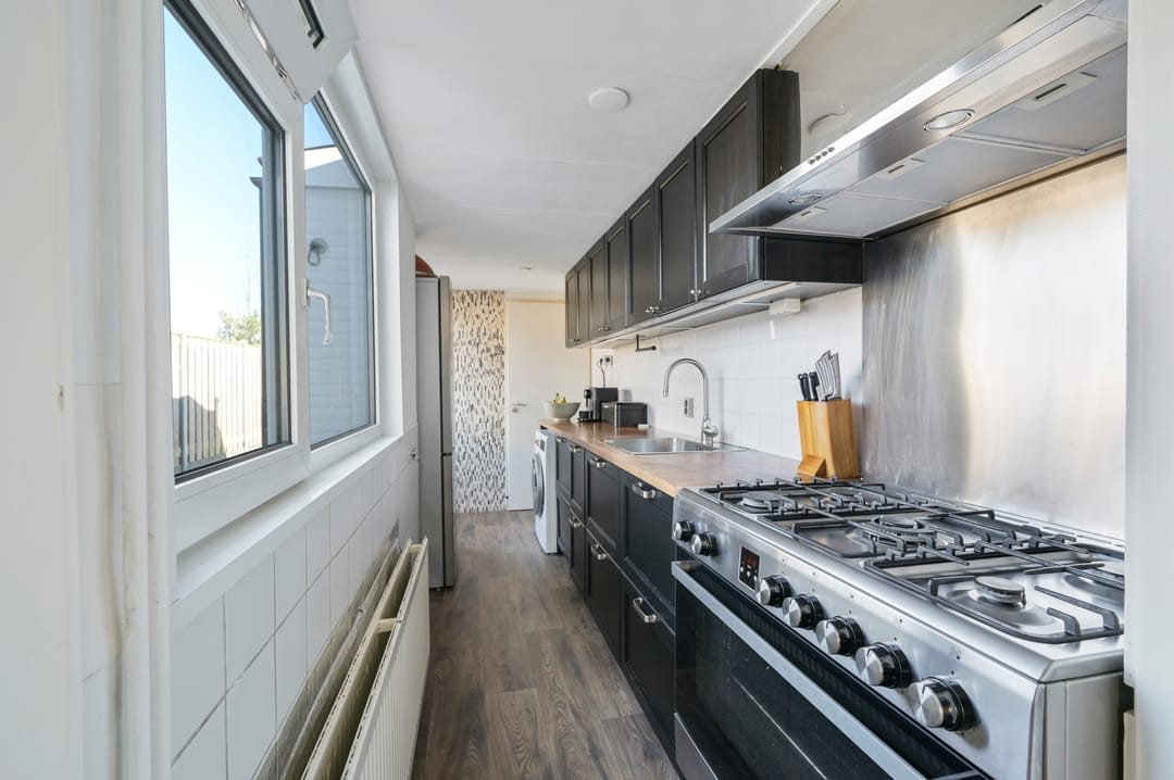 Photo 8 of Lugtigheidstraat 10