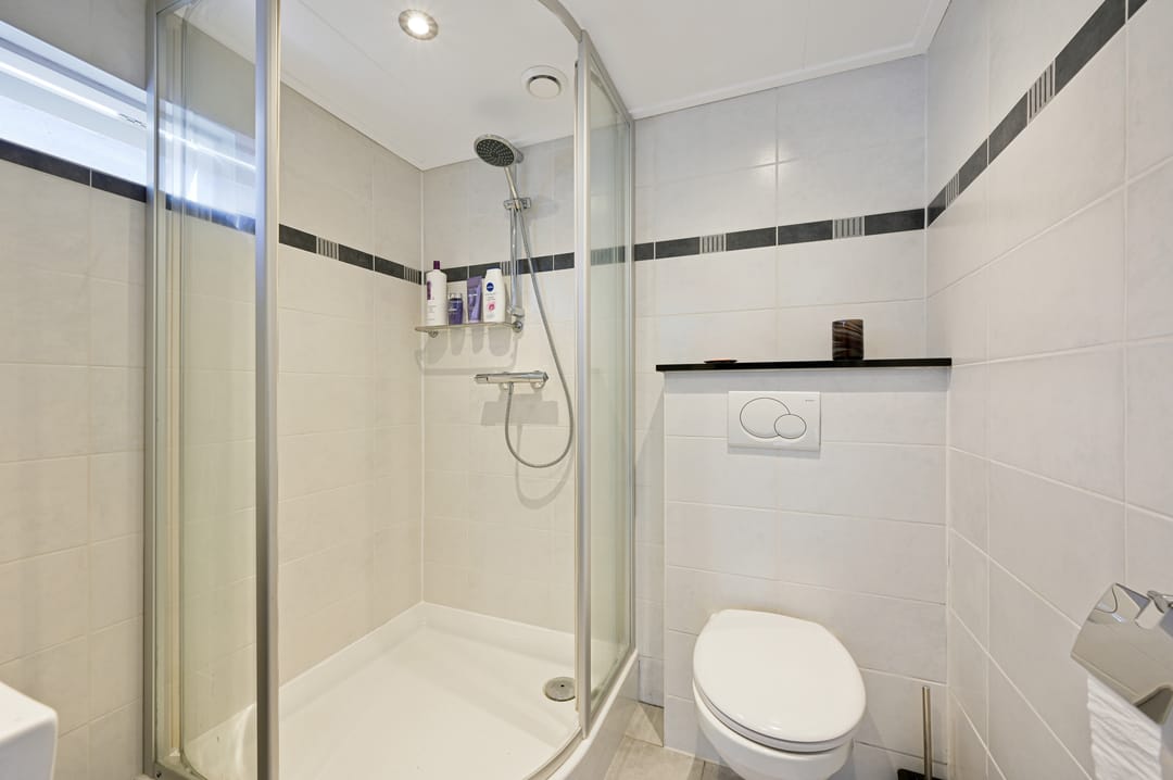 Photo 11 of Lugtigheidstraat 10