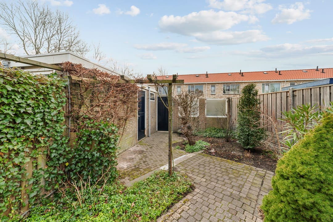 Foto 31 van Koningin Anna Paulownastraat 10