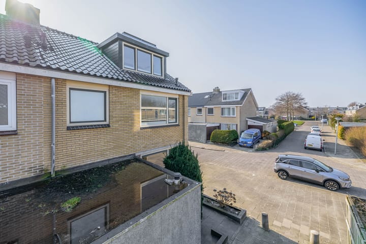 Photo 2 of Hulkstraat 103