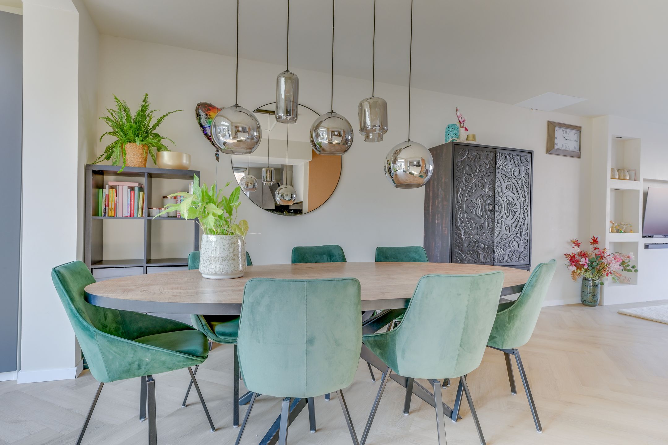 Foto 15 van Kennemerstraatweg 189