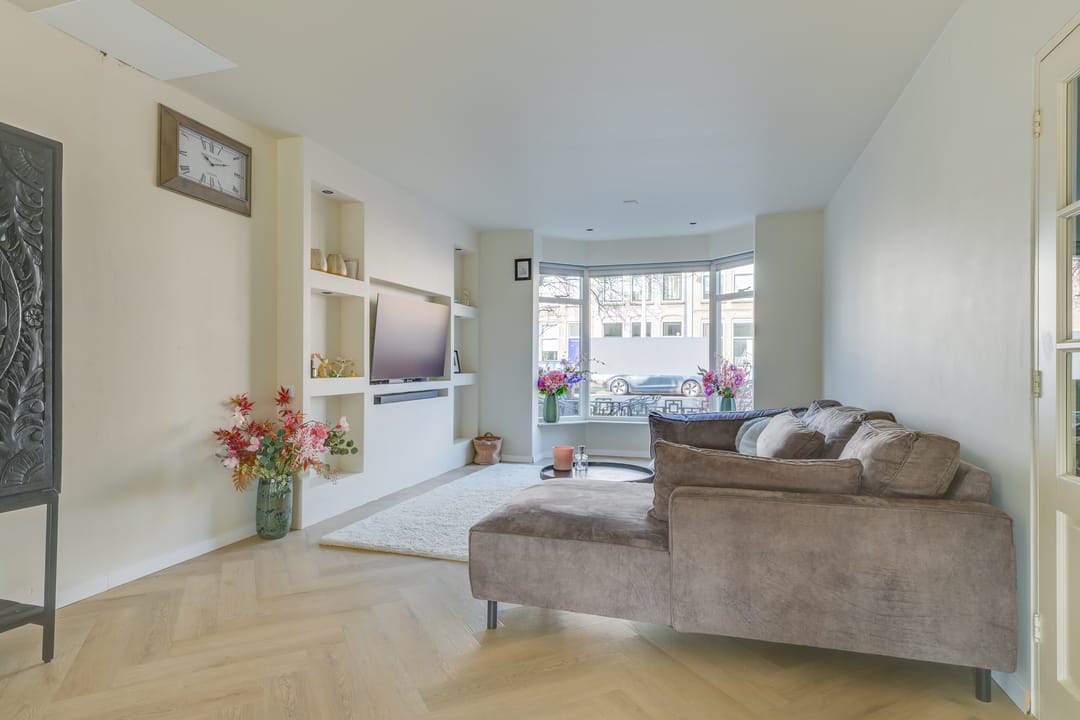 Foto 11 van Kennemerstraatweg 189