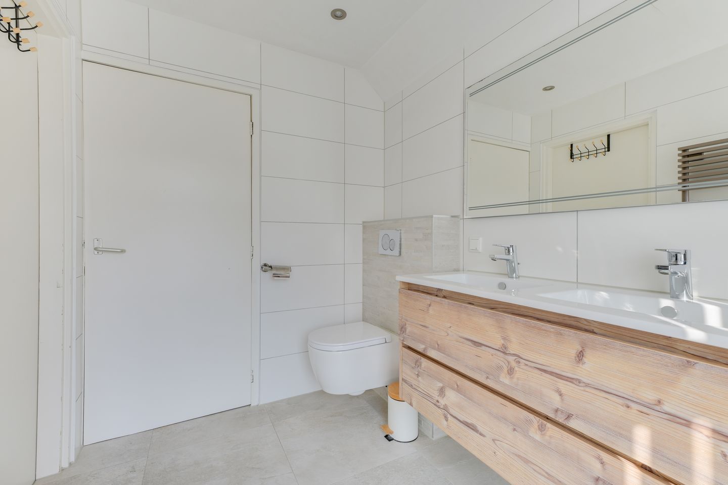 Foto 35 van Kennemerstraatweg 189