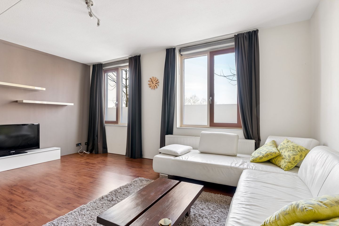 Foto 19 van Hongarijehof 52