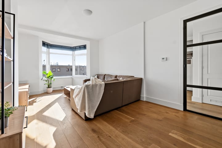 Photo 3 of Westduinweg 164-D