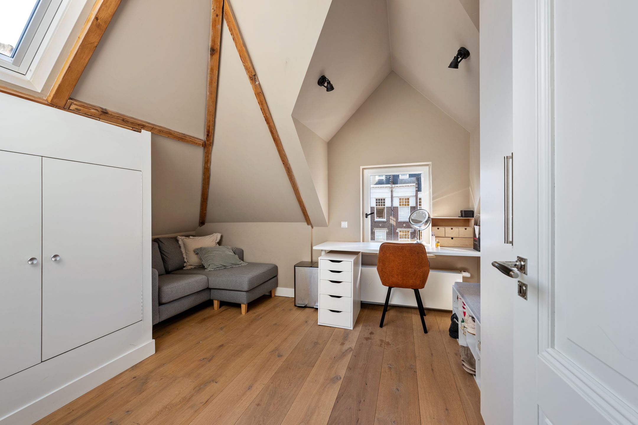 Photo 39 of Oranjelaan 29