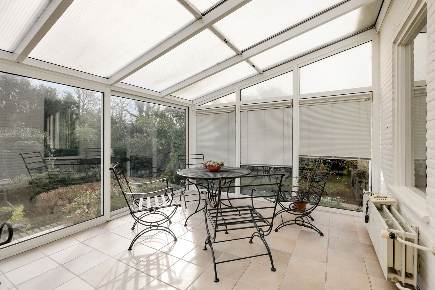 Foto 10 van Van Tienhovenlaan 14