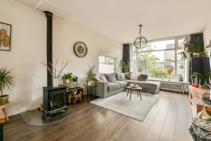 Photo 4 of Kardinaal de Jongstraat 22