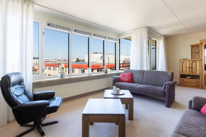 Photo 2 of Kanaalstraat 72