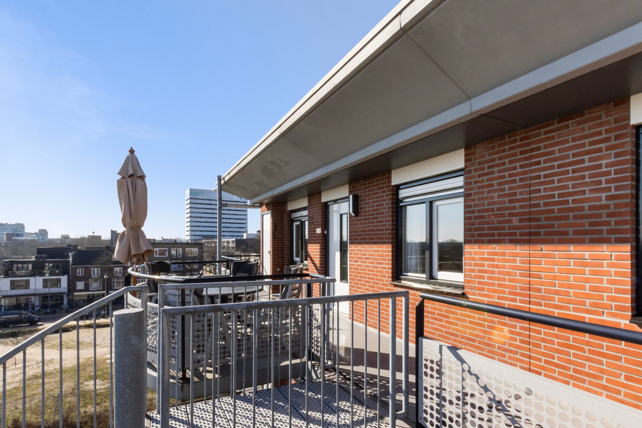 Foto 21 van Kanaalstraat 72