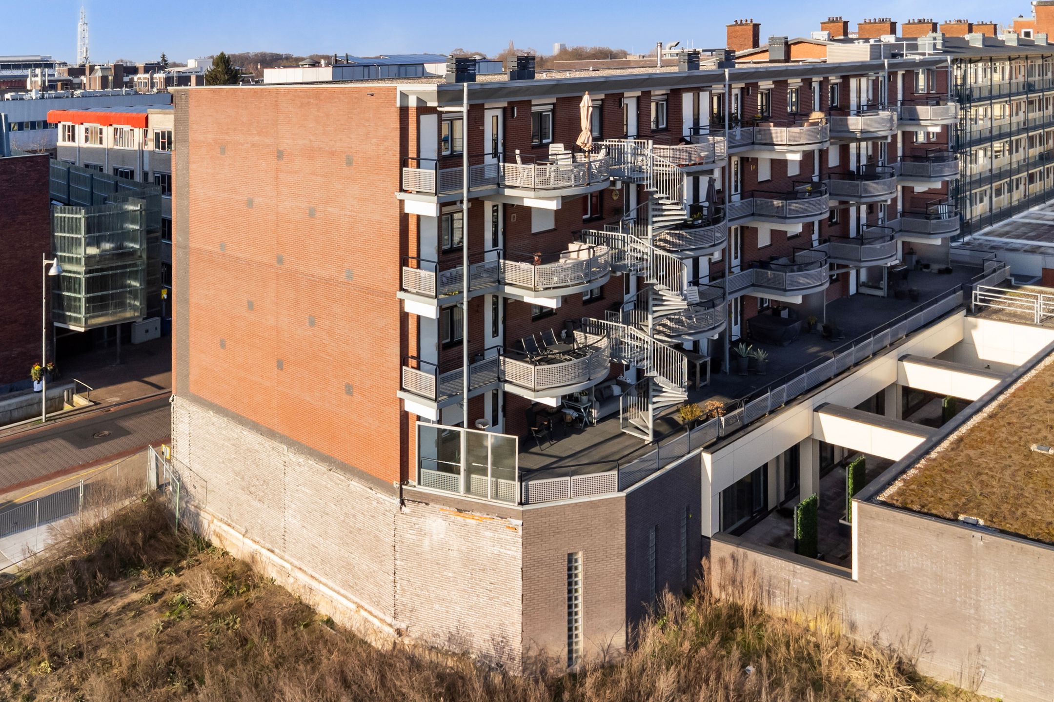 Foto 33 van Kanaalstraat 72