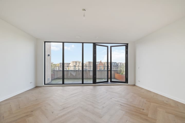 Appartement te koop: Wimpelplantsoen 431, Almere