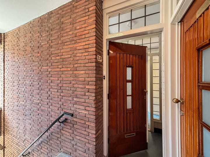 Photo 5 of Breitnerstraat 53-B