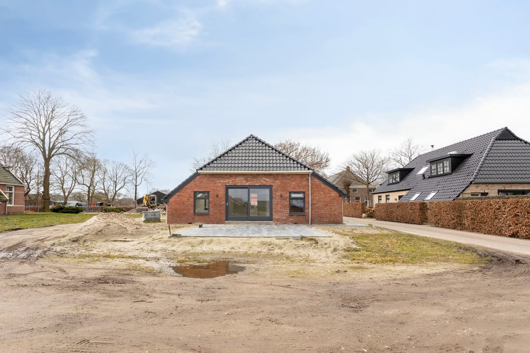 Photo 41 of Dorpsweg 8