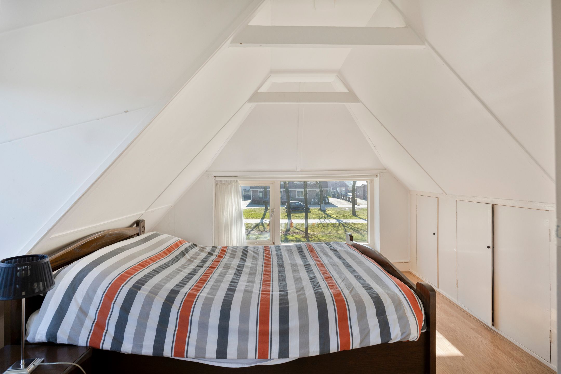 Foto 36 van Oranjedorpstraat 45