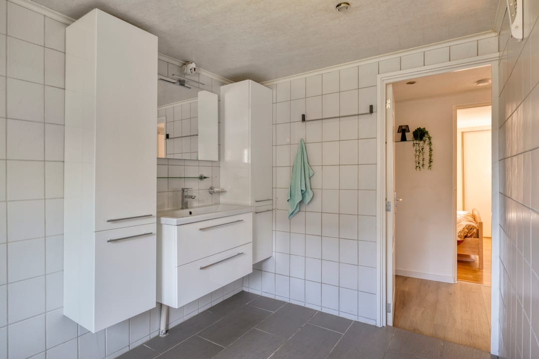 Foto 28 van Oranjedorpstraat 45