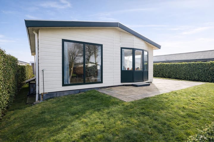 Photo 2 of Lijsbeth Tijsweg 7-37